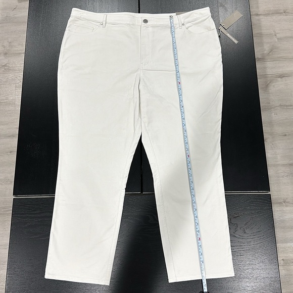 Soft Surroundings Blakely Velveteen Pants in White Pearl Ivory Color - 24W - Picture 4 of 10